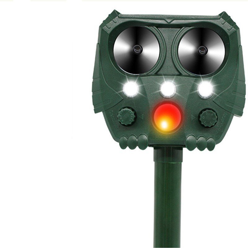Solar Ultrasonic Animal Repeller – Motion Sensor Pest Deterrent for Dogs, Deer, Squirrels & Woodpeckers - Small Pet Homes